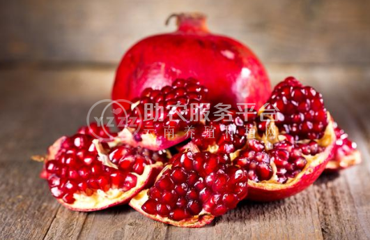 曲靖陆良召夸红丽石榴种植中心 供应量9吨图3